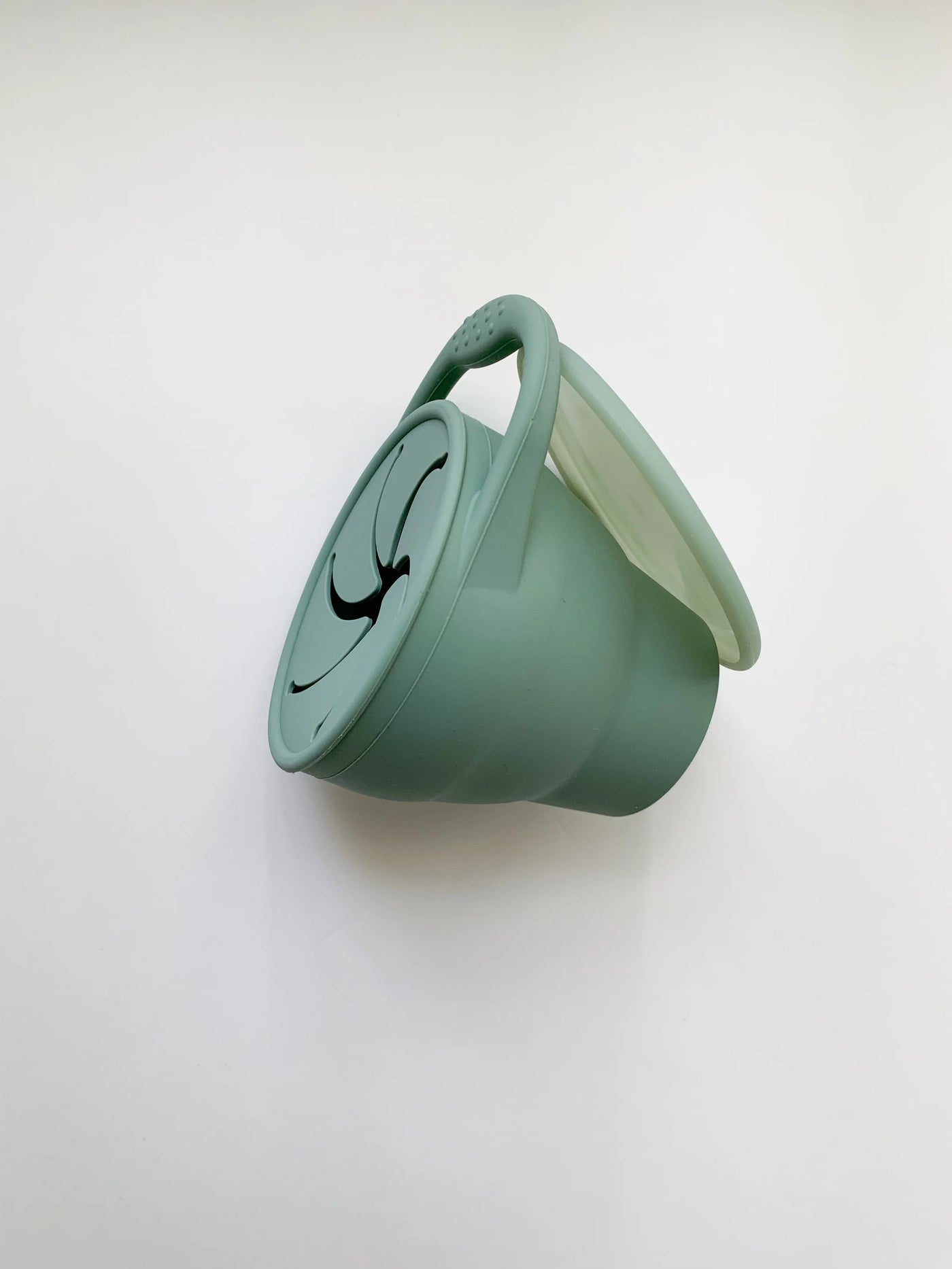 Snack Time Cup | BPA-Free Silicone